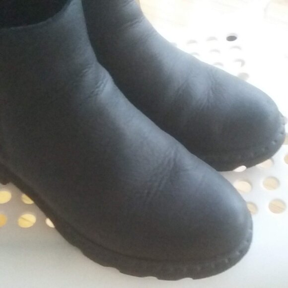 HOLIDAY SALE⭐️ SOREL BLACK LEATHER CHELSEA ANKLE BOOTS WATERPROOF - Picture 4 of 11